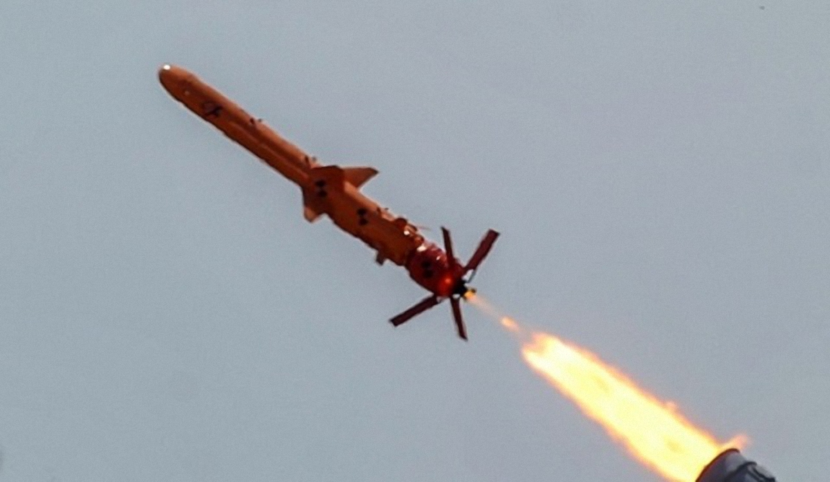 Под Одессой успешно испытали новую украинскую ракету - фото 1