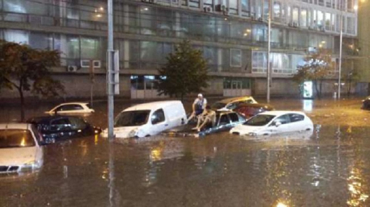 Последствия нового потоп в Киеве - фото 1
