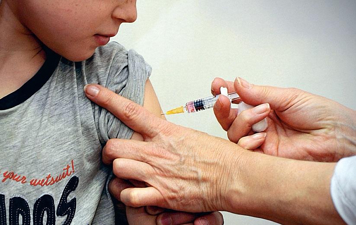 В ВОЗ призывают всех срочно вакцинироваться - фото 1
