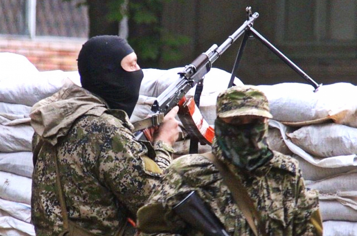 В Луганской области боевики обстреляли село, погиб местный житель - фото 1