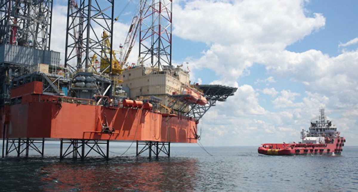 Русские добывают украинский газ в Черном море - фото 1