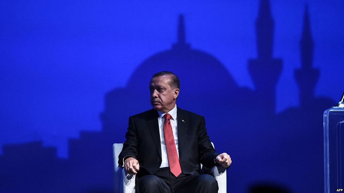 В Турции на несколько лет осудили режиссера, снявшего фильм об Эрдогане - фото 1