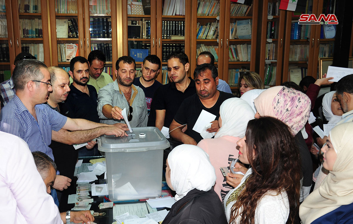 В Сирии впервые с 2011 года провели местные выборы - фото 1