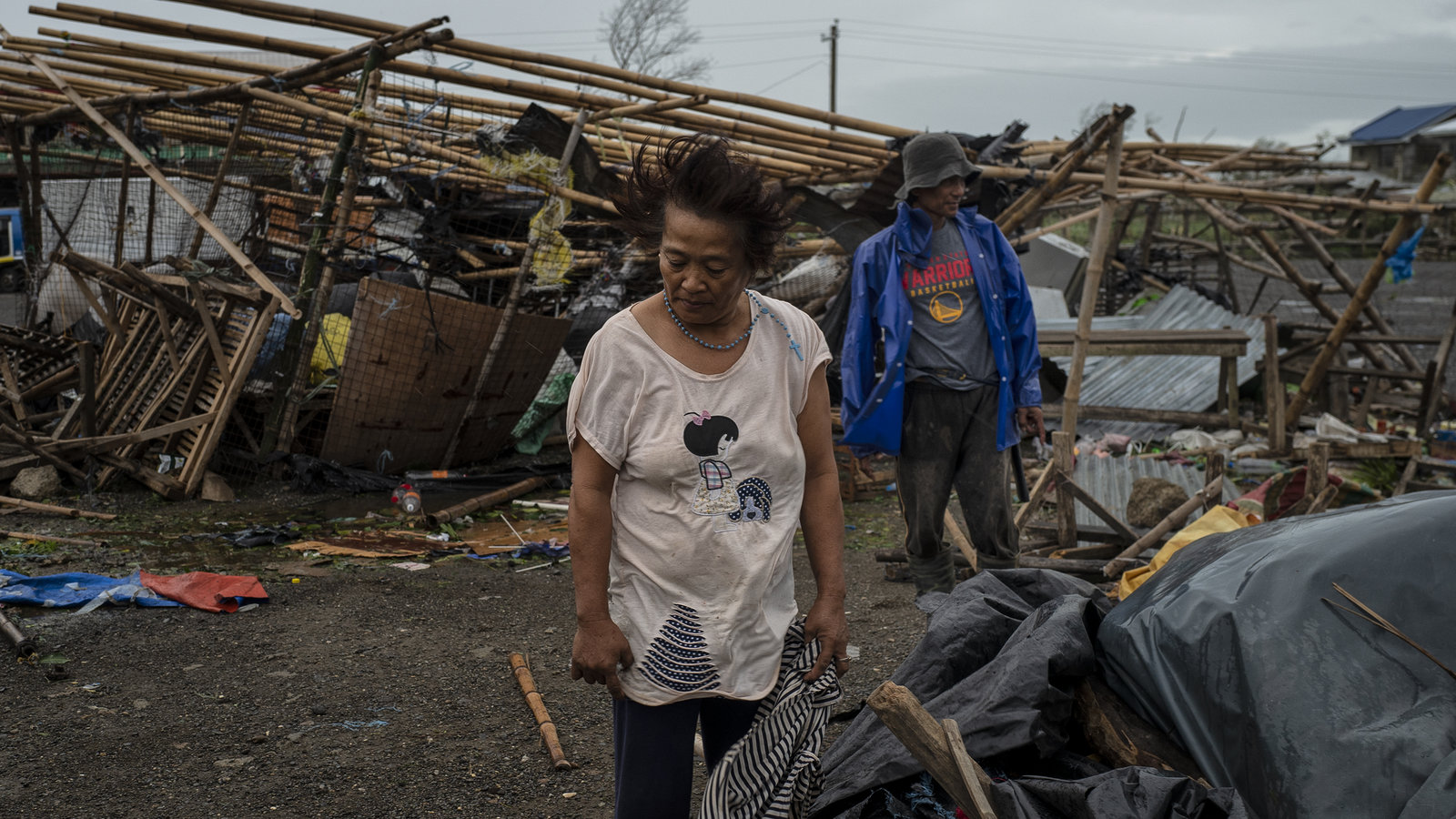 На Филиппинах возросло число жертв тайфуна - фото 1