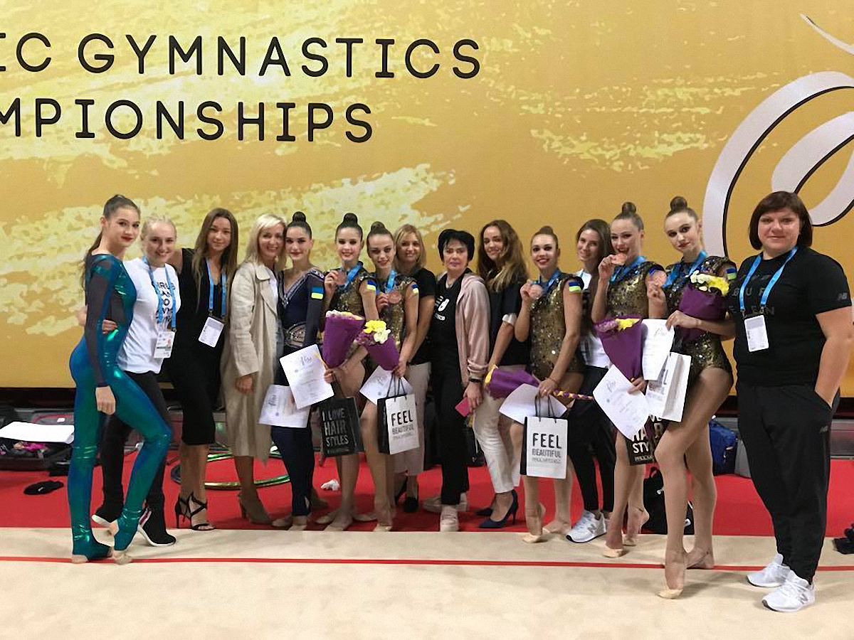 Украинские гимнастки выиграли бронзу на Чемпионате мира - фото 1