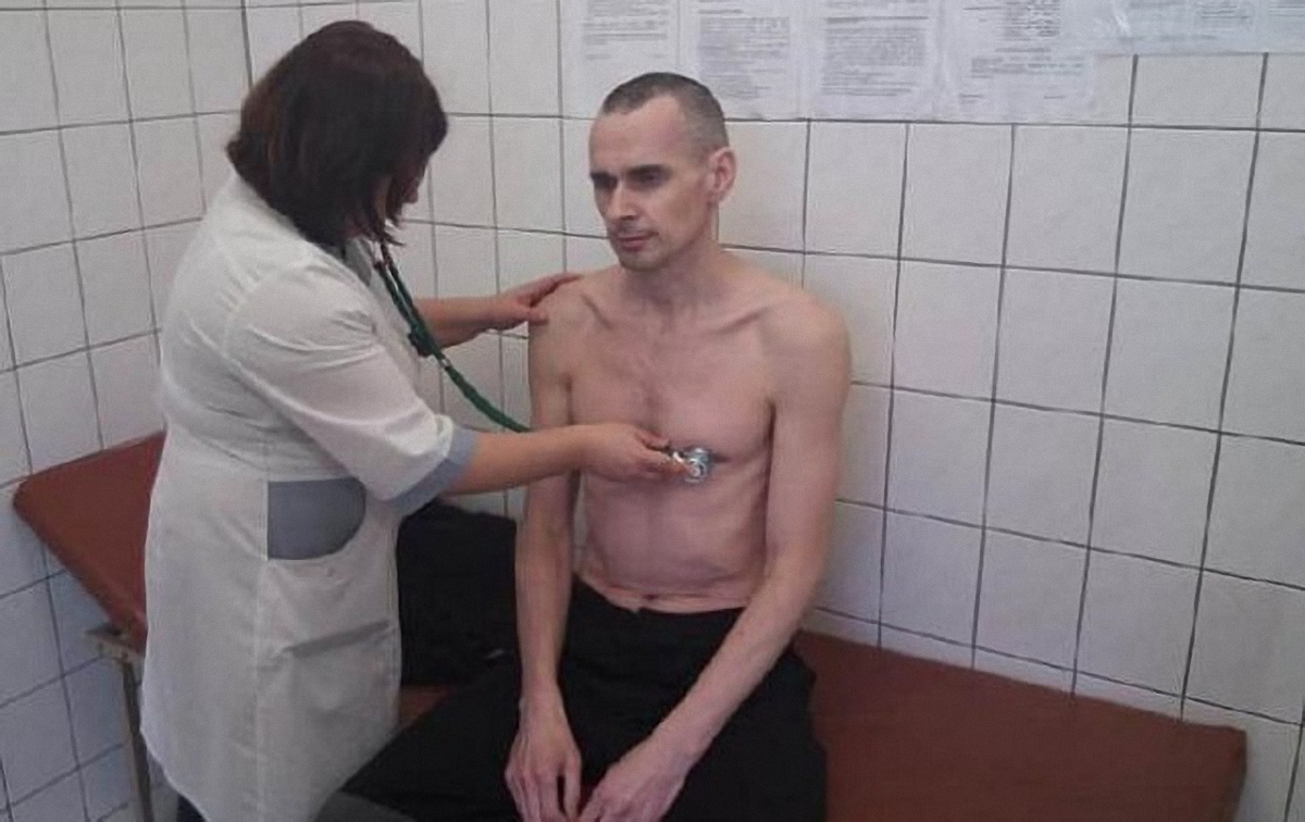МИД Украины не доверяет результатам медосмотра - фото 1