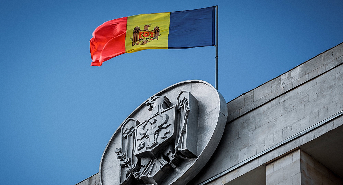 В Румынии начался двухдневный референдум против однополых браков - фото 1