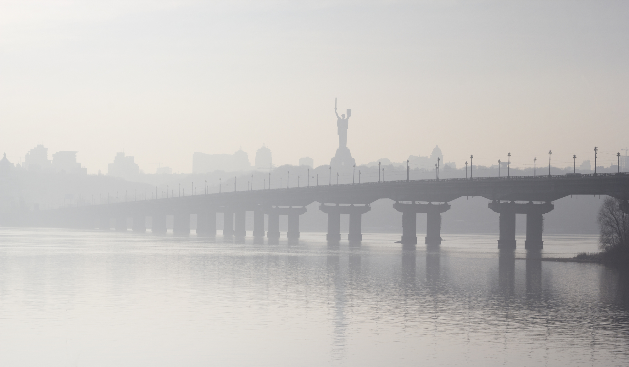 Прогноз погоды в воскресенье: в Украине туманы и заморозки - фото 1