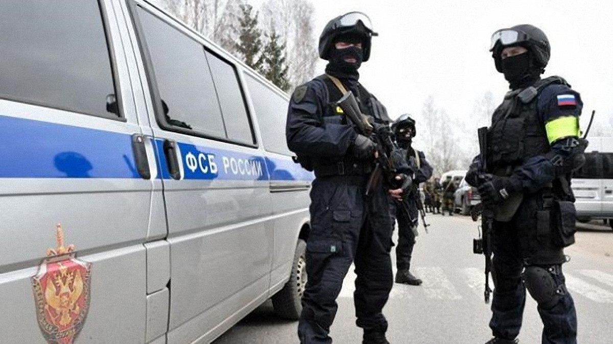 ФСБ РФ запретила украинской журналистке въезд в Крым - фото 1