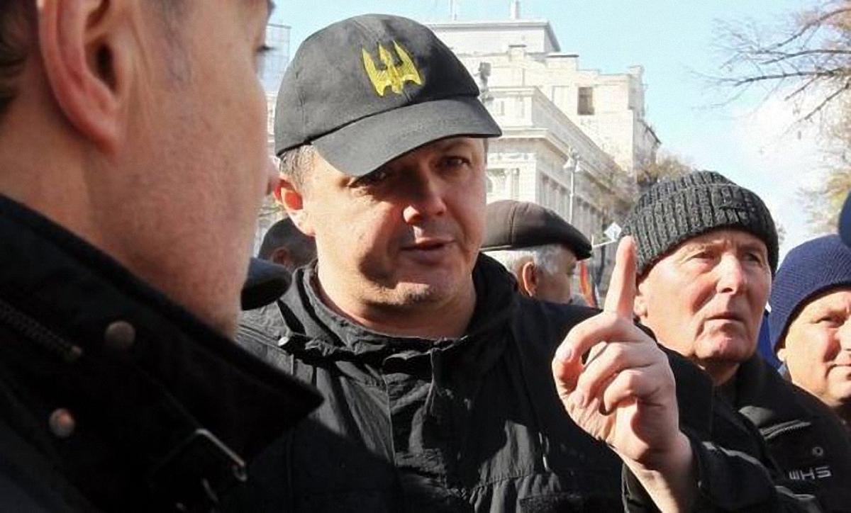 Семенченко рассказывает адептам Саакашвили о грузинских шпилях - фото 1