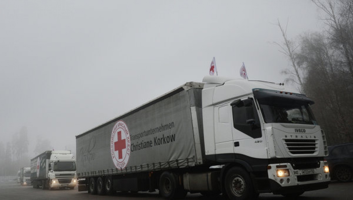 На Донбасс Красный Крест отправил более 150 тонн гуманитарной помощи - фото 1