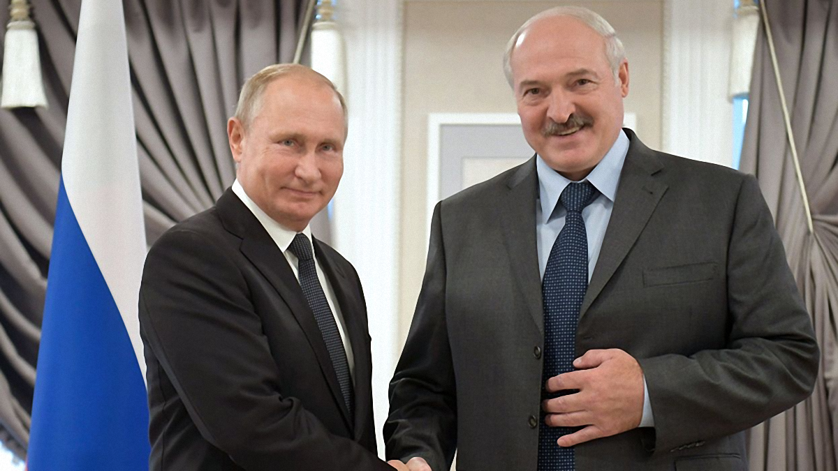 Лукашенко к новому году подарил Путину четыре мешка картошки - фото 1