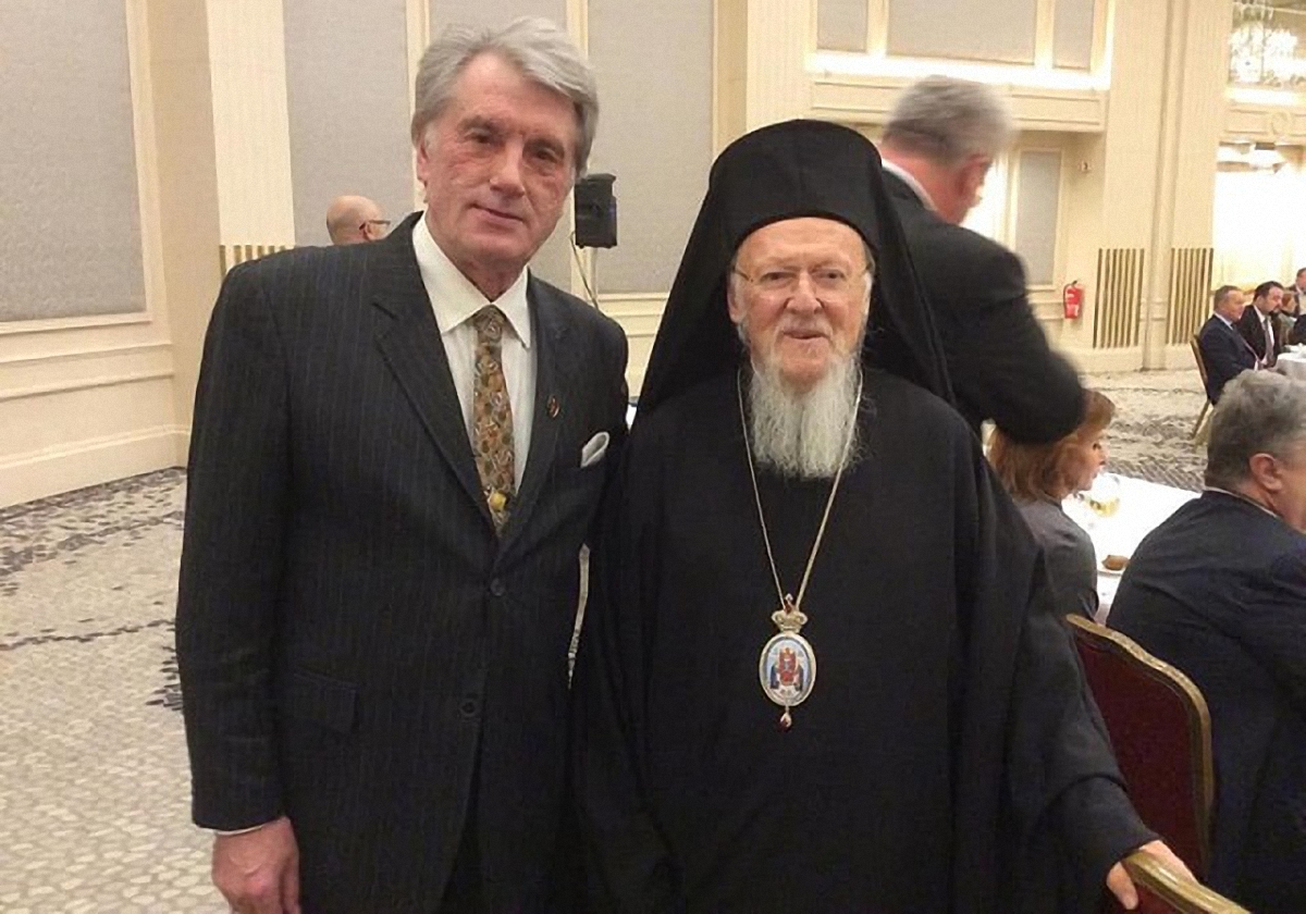 Ющенко обвинил Тимошенко в препятствовании к получению Томоса - фото 1