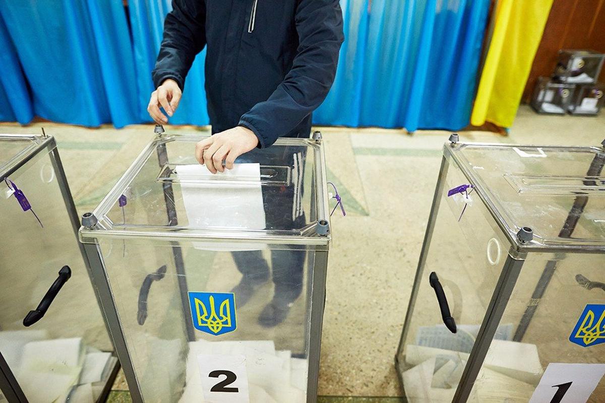 Украинцам подают написанные под кандидатов рейтинги  - фото 1