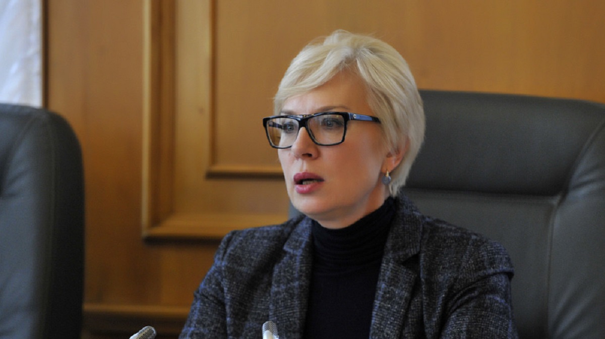 Денисова анонсировала передачу украинцев с ОРДЛО в феврале - фото 1
