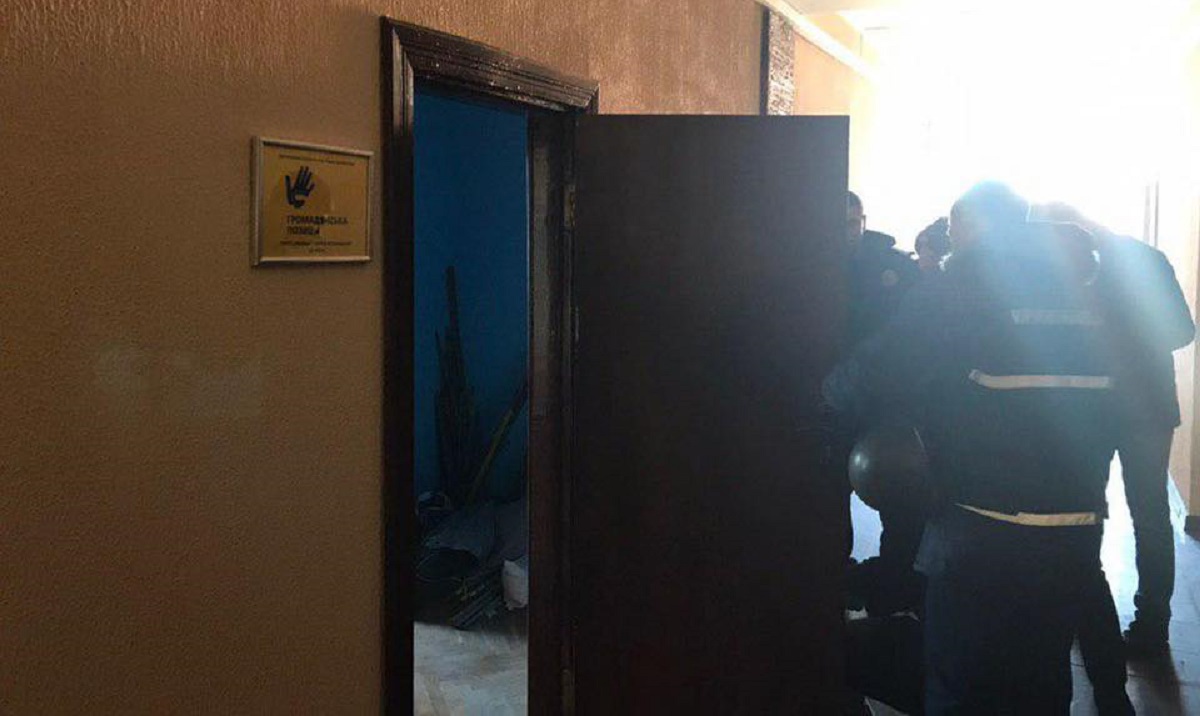 В преддверии выборов в Киеве обокрали офис политпартии Гриценко - фото 1