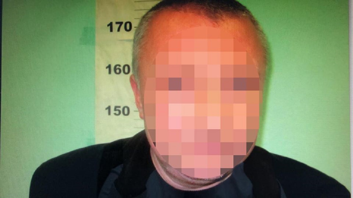В метро Киева поймали развращавшего 12-летнюю девочку - фото 1