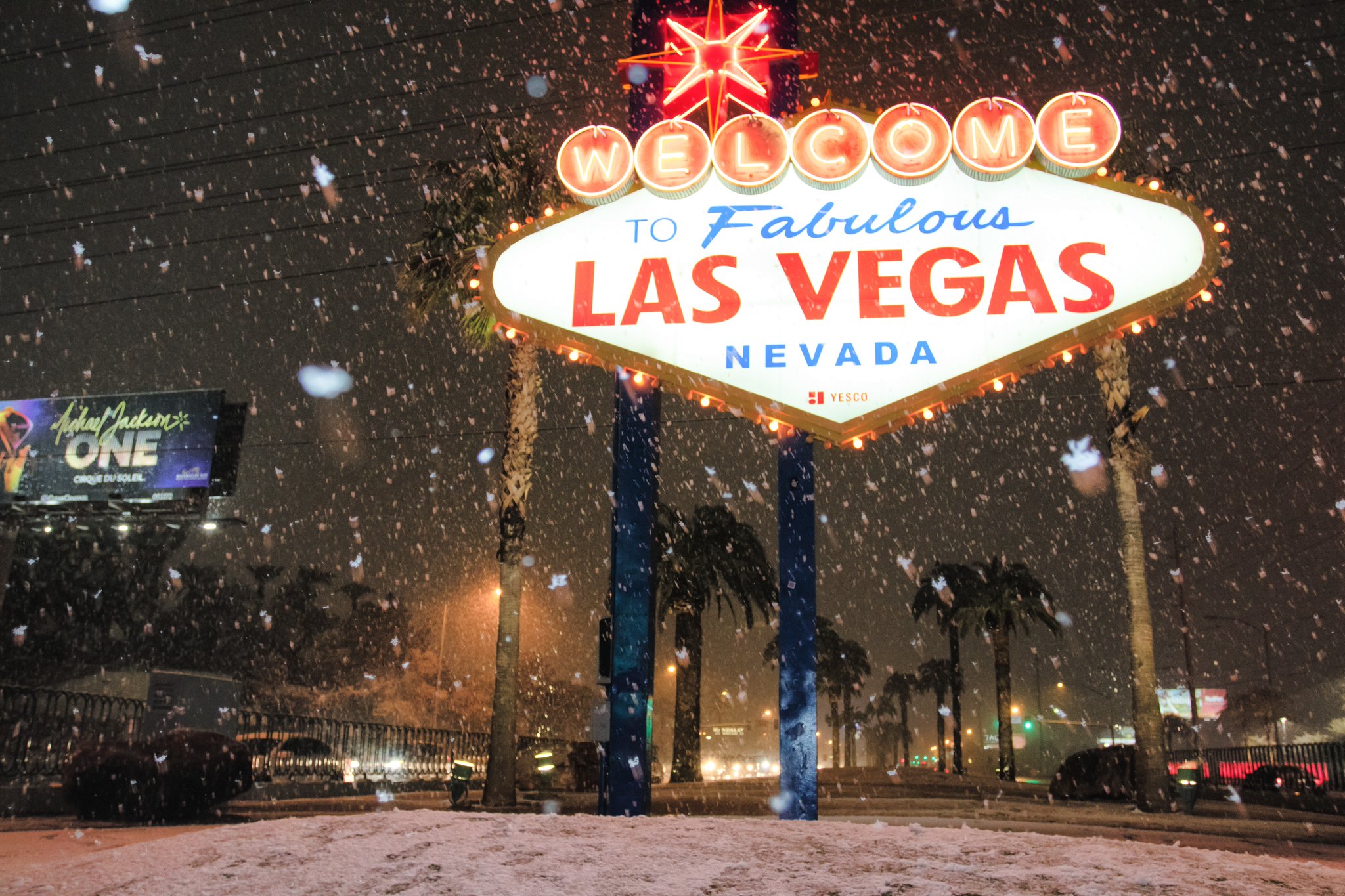 В Лас-Вегасе впервые за 11 лет выпал снег - фото 1