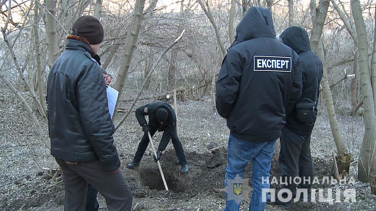 В Винницкой области заживо закопали мужчину - фото 1