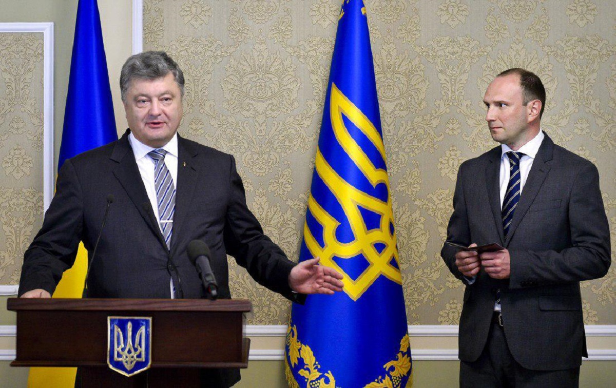 Егор Божок больше не глава Внешней разведки Украины - фото 1