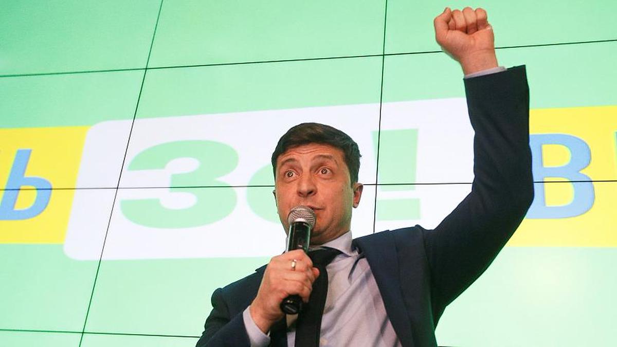 Украинцы не понимают, как треть граждан проголосовала за Зеленского - фото 1