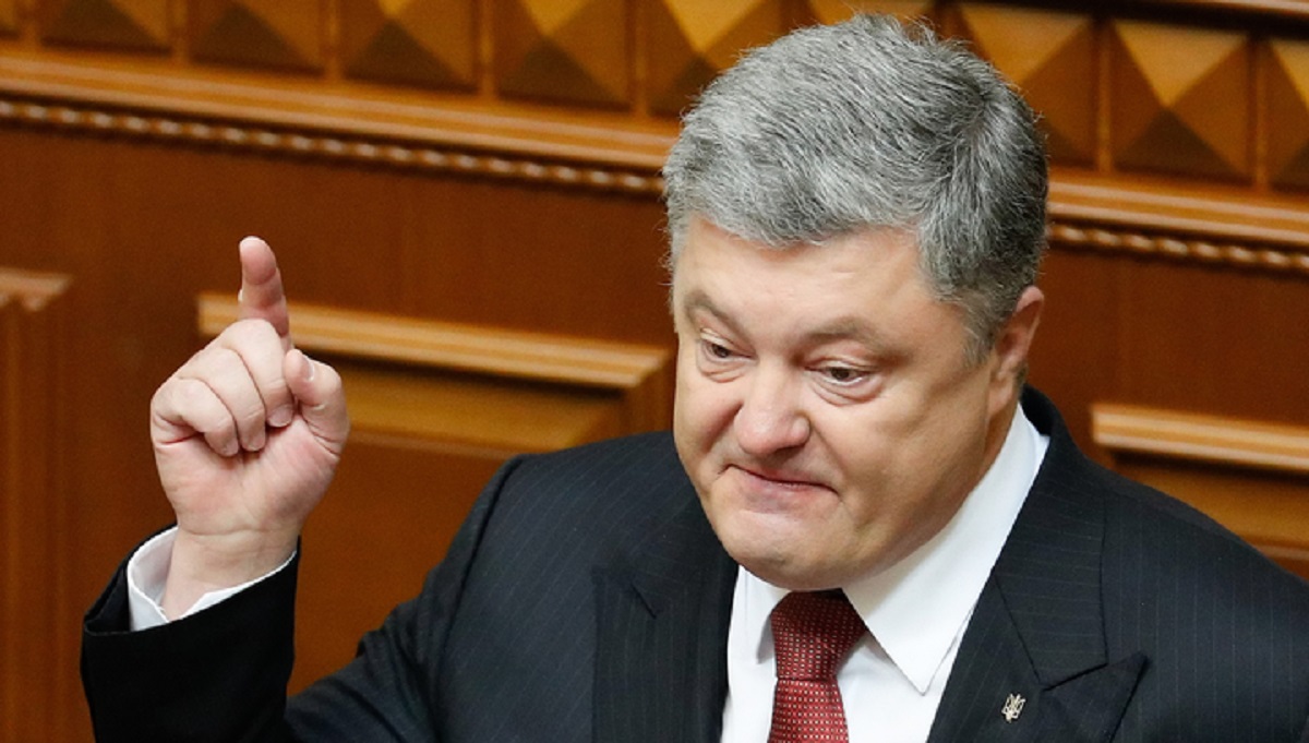  Посадит  Порошенко: в Киев прилетит ценный свидетель  - фото 1