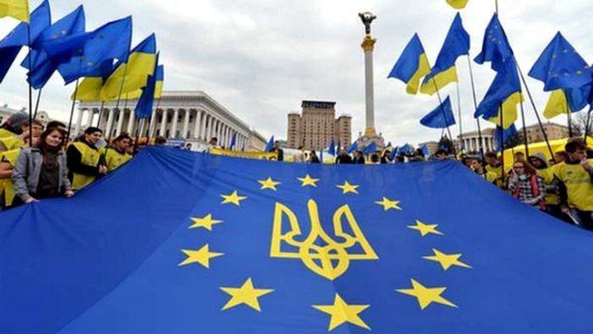  ЕС назвал нового посла в Украине. Кто же он? - фото 1