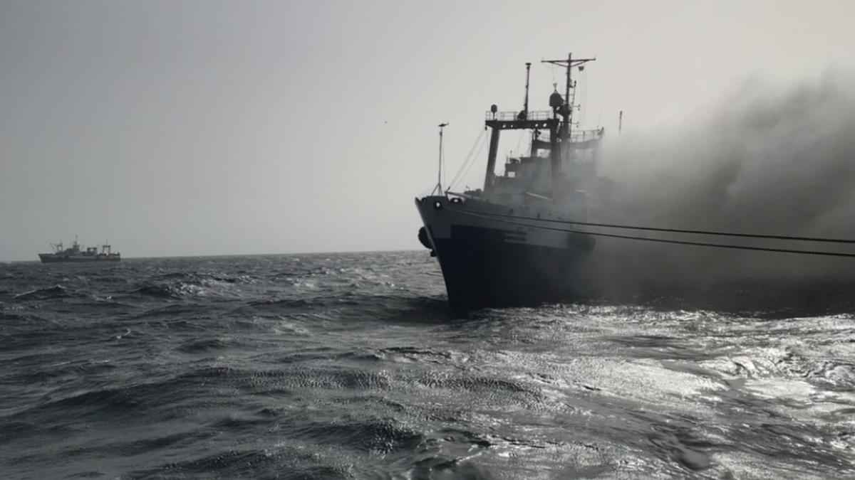Украинский корабль "Иван Голубец" едва не потерпел бедствие - фото 1