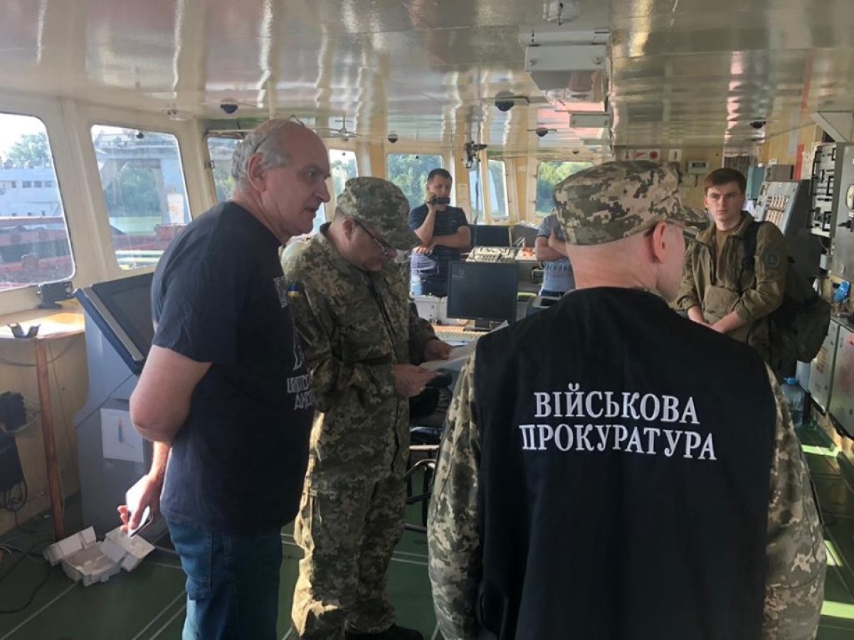 Танкер РФ: СБУ оправдалась за отпущенных моряков  - фото 1