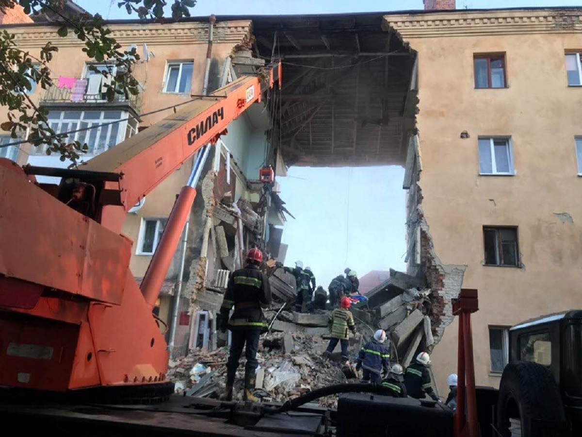 В Дрогобыче прогремел взрыв, есть жертвы – ФОТО  - фото 1