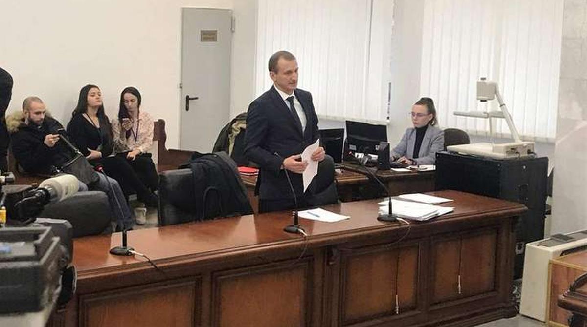 Прокуроры не хотят сворачивать дела против Кузьменко и Антоненко - фото 1