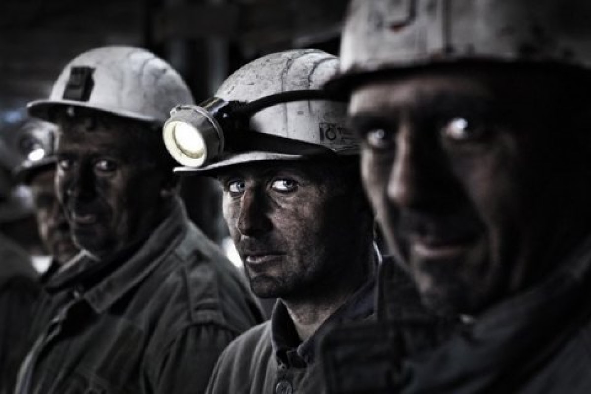 На Луганщине обвалилась  шахта, есть пострадавшие  - фото 1