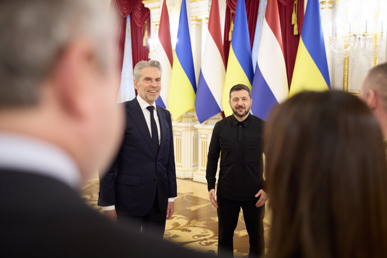 Зеленський провів зустріч із Прем’єр-міністром Нідерландів Діком Схоофом - фото 1