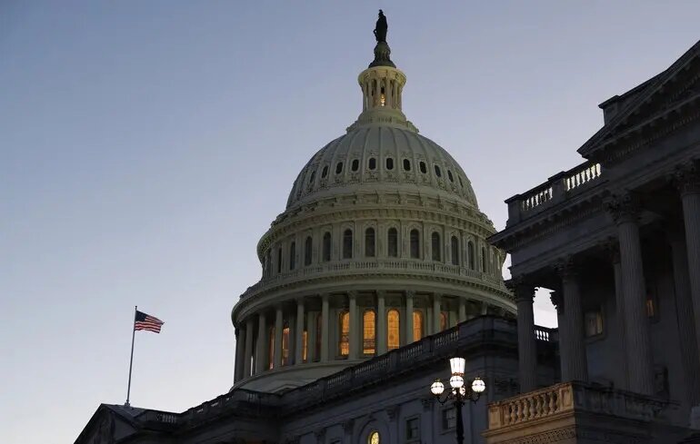 Дев'ята спроба провалилася: Сенат США відмовився зв'язувати руки Трампу щодо Ірану - фото 1