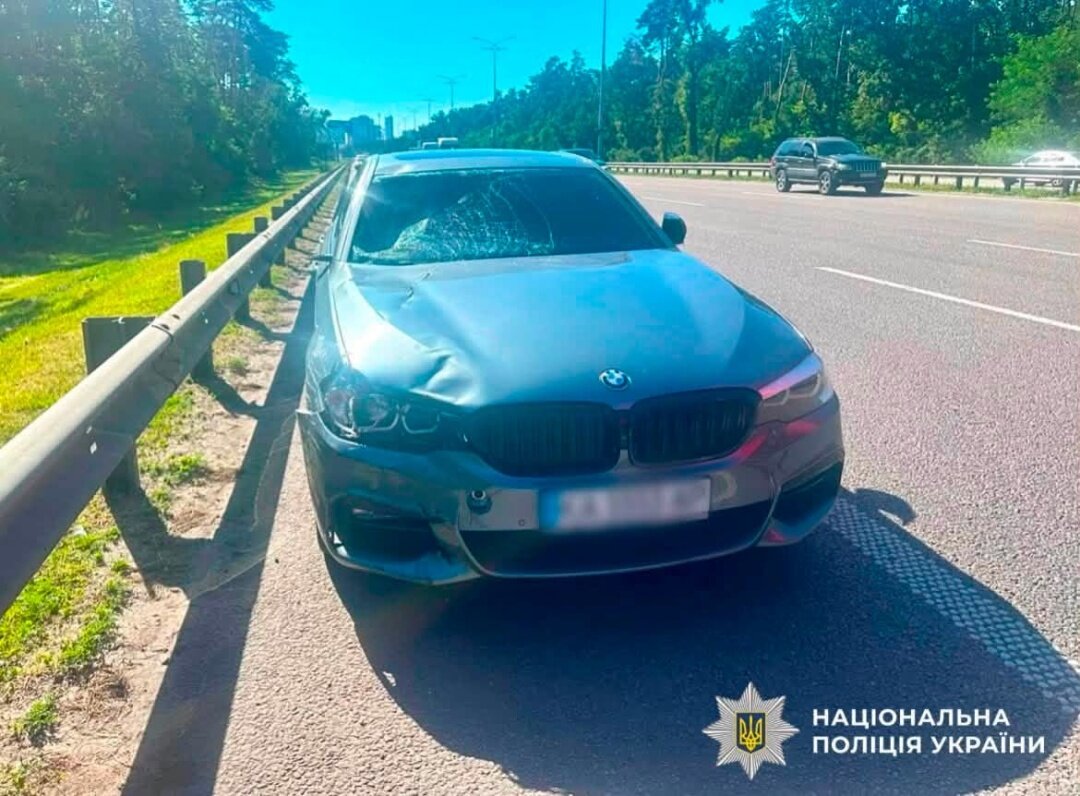Нічні віражі на Буковині: юнак на мотоциклі злетів в урвище - фото 1