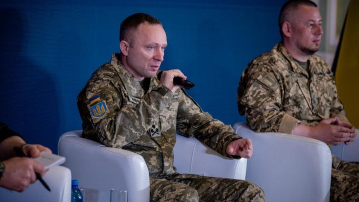«Спочатку зупинити ворога»: військове керівництво видало українським послам жорсткий список завдань - фото 1