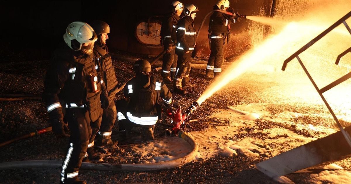 Херсон у суцільній темряві, а Львів — частково: що коїться з енергосистемою та коли чекати світла - фото 1