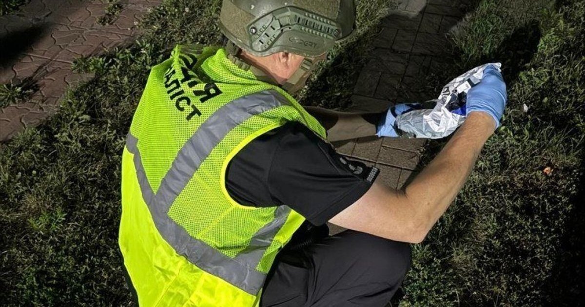 Знайшов на вулиці і приніс додому: на Сумщині 8-річний хлопчик підірвався разом із матір'ю - фото 1