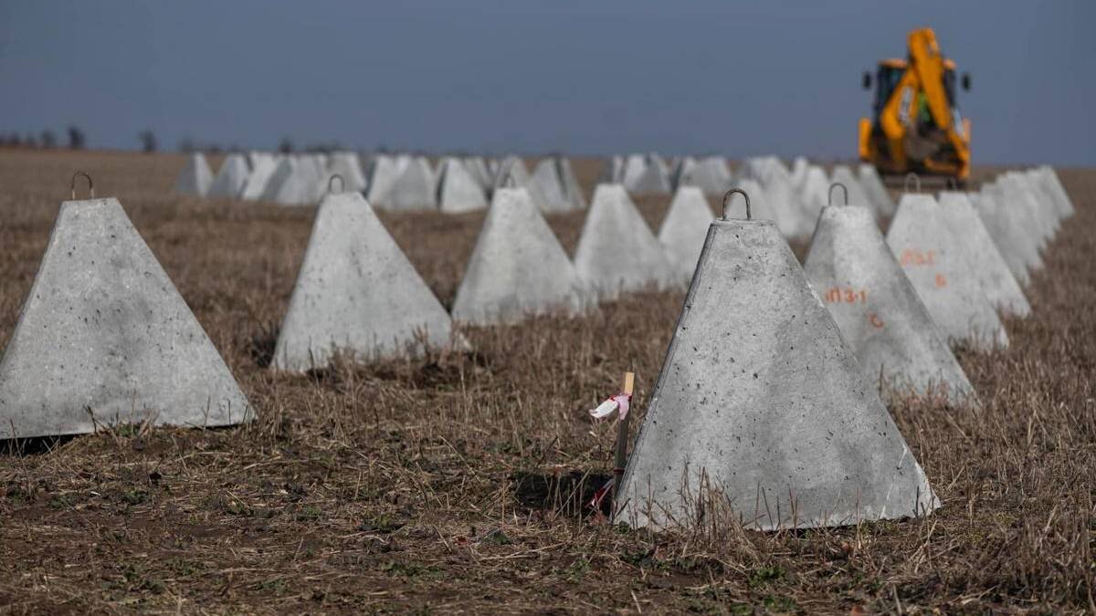 Земельний сервітут під окопи: Рада хоче дозволити армії користуватися приватними полями - фото 1