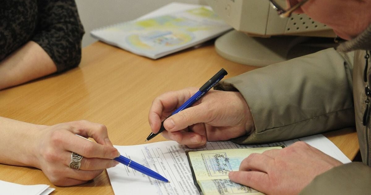 Друга квартира у спадщину: чи позбавить держава пенсіонера субсидії - фото 1
