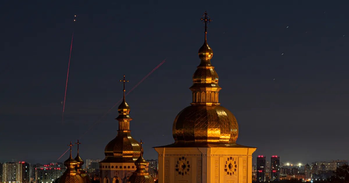 Сім ночей поспіль: Росія виснажує Київ безперервними повітряними атаками - фото 1
