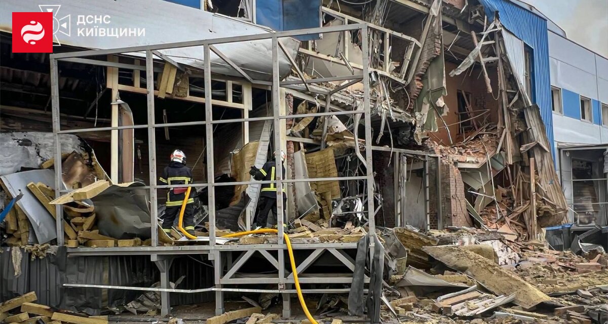 Удар по фармацевтиці: найбільший склад ліків в Україні «Біокон» зупинив роботу через атаку РФ - фото 1