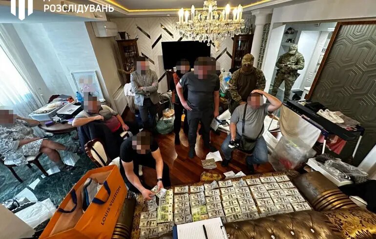 Сімейний бізнес на 160 мільйонів: справу ексочільниці Хмельницької МСЕК Тетяни Крупи передали до суду - фото 1
