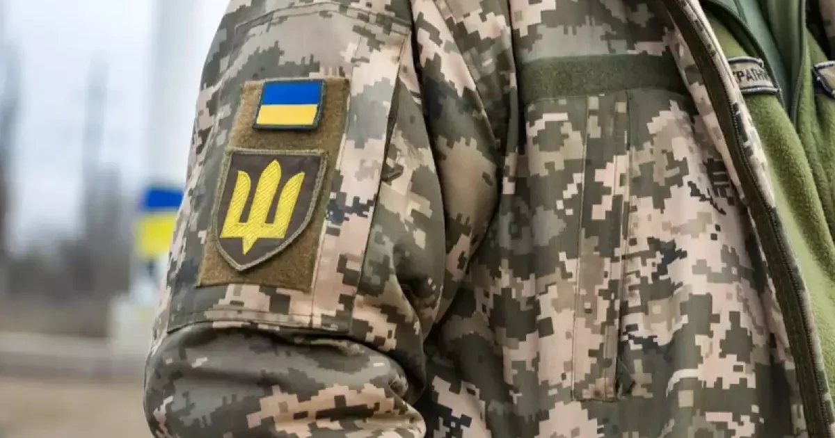Вибух біля будівлі ТЦК на Львівщині: невідомі підкинули вибухівку, поранено військового - фото 1