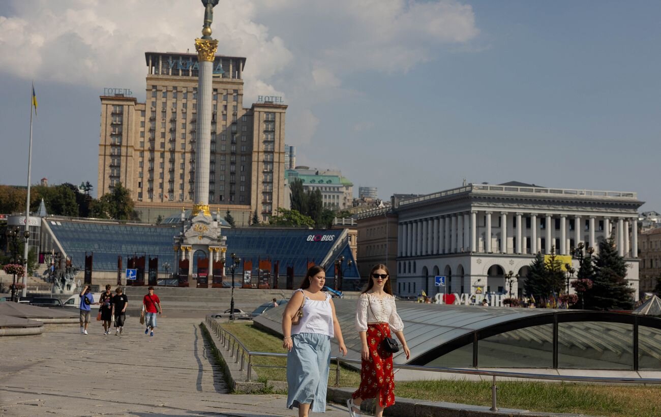 Робота під час тривоги: Кабмін вигадав «безпечний простір» для бізнесу та зобов'язав повісити нові таблички - фото 1