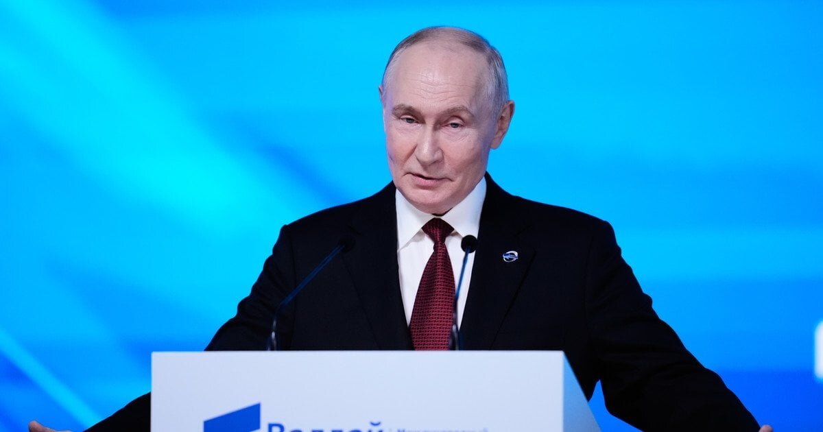 «Давайте жити дружно» та ядерні погрози: Путін видав чергову порцію абсурду на «Валдаї» - фото 1