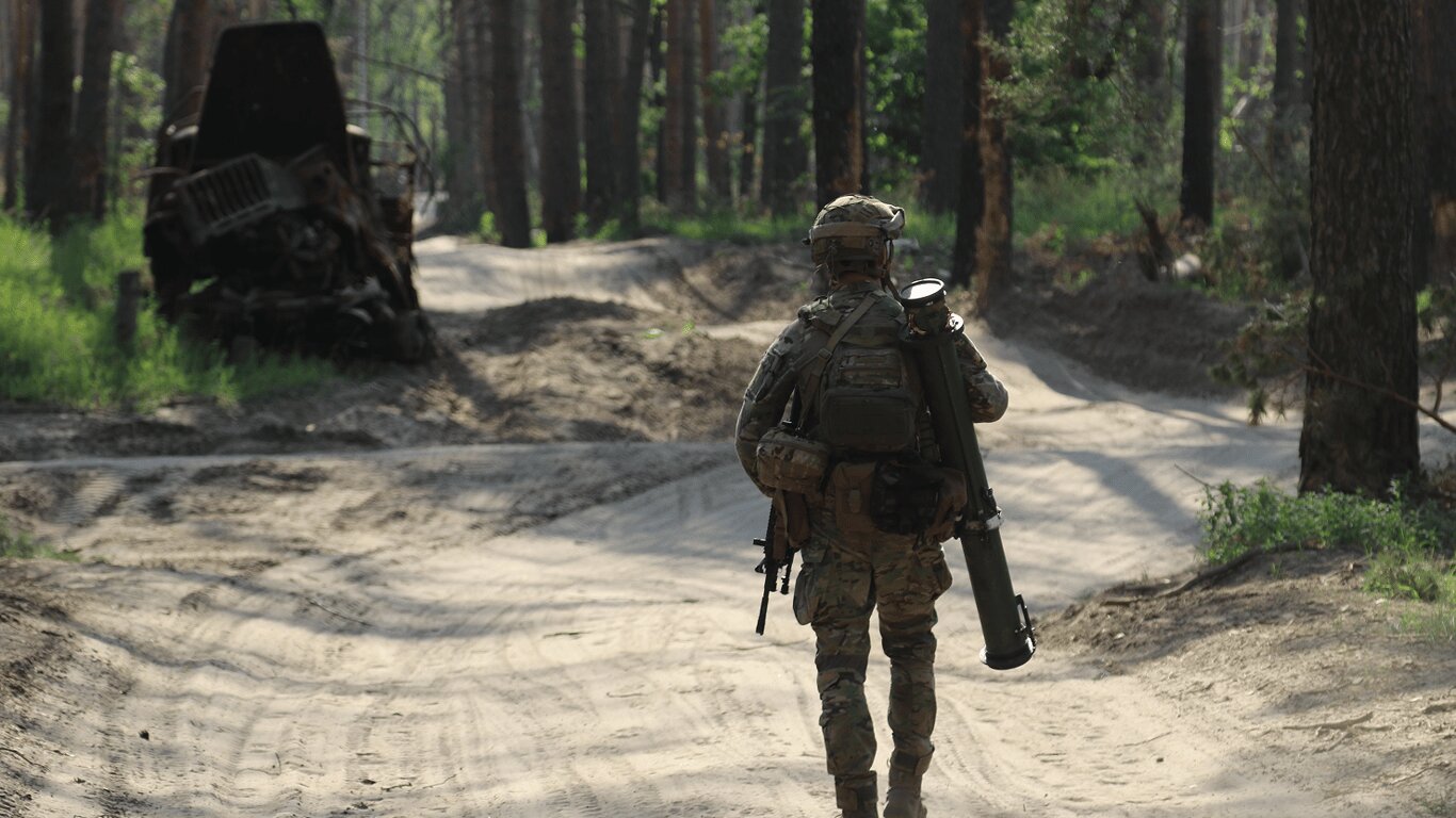 10 тисяч «тилових» до бойових не додадуть: як насправді нараховують надбавки військовим - фото 1
