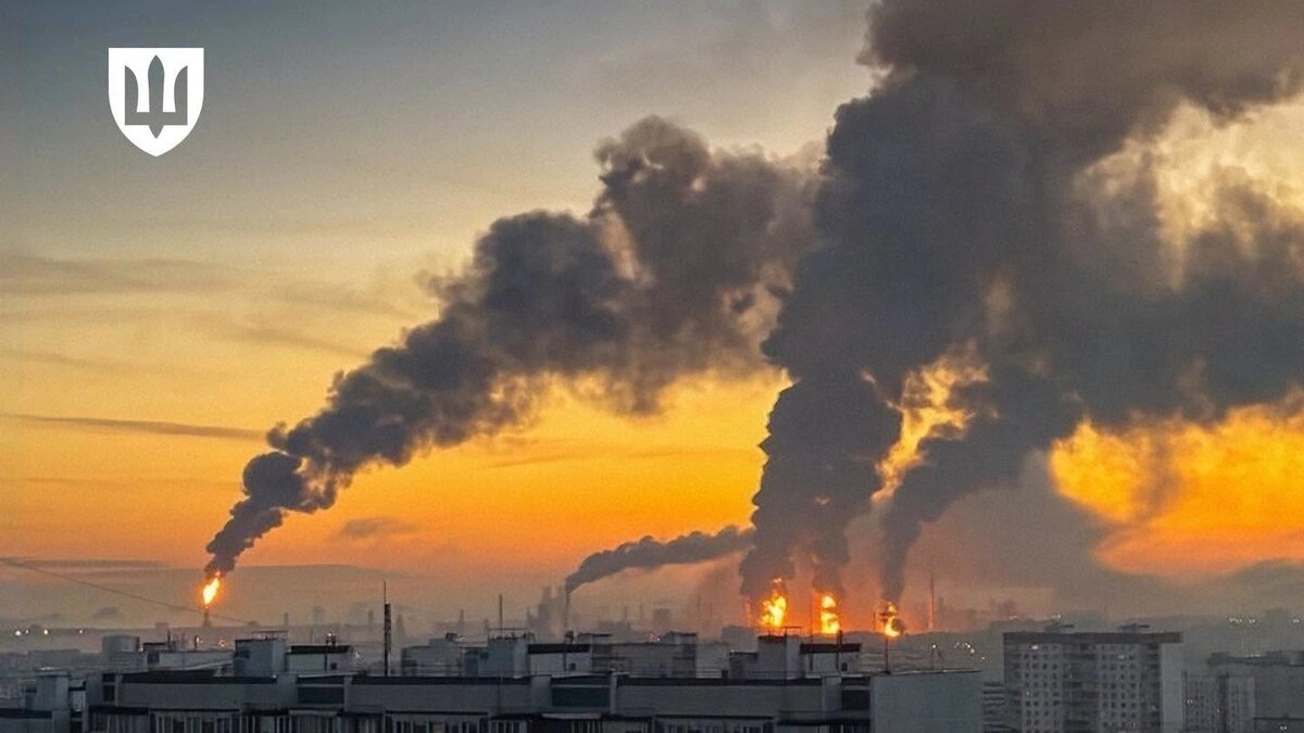 Понад 51% нафтопереробки РФ виведено з ладу: українські дрони знекровлюють воєнну машину ворога - фото 1