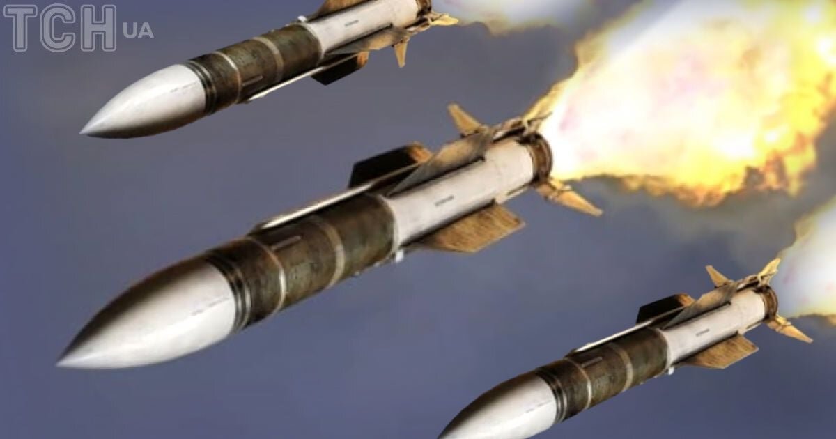 Нічний удар по Дніпру: російські війська поцілили в промислове підприємство - фото 1