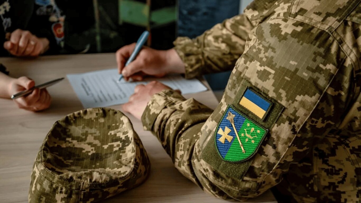 Штрафи до 60 тисяч гривень: хто на підприємстві відповість за «дірявий» військовий облік - фото 1